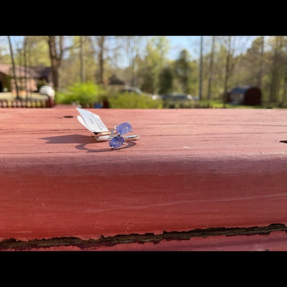 Sterling Silver Tanzanite Ring sz 7 NEW - Picture 3 of 7